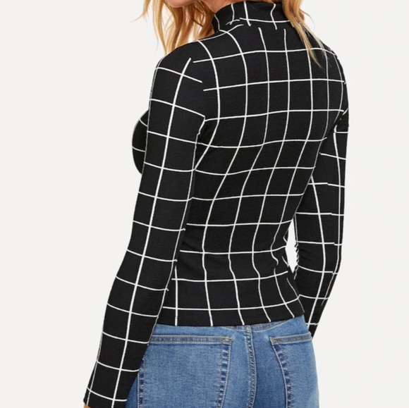 NWT Grid Fitted Long Sleeve T Shirt Black & White - Picture 4 of 5